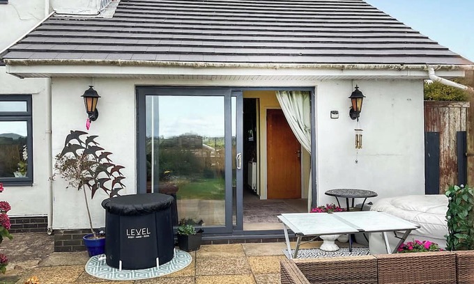 Flemingston Cabaña | Alojamiento de 1 habitaciones en St Athan , near Cardiff