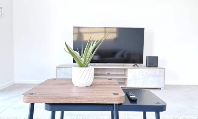 Brisbane Casa | Home Blanc - Brand New, Peaceful & Well Equipped