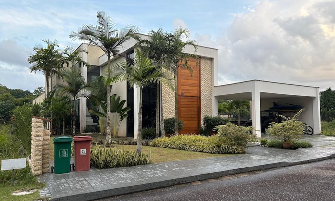 Marituba Casa | COP30 in Belém - Elegance and Comfort surrounded by nature in 4 Suites.