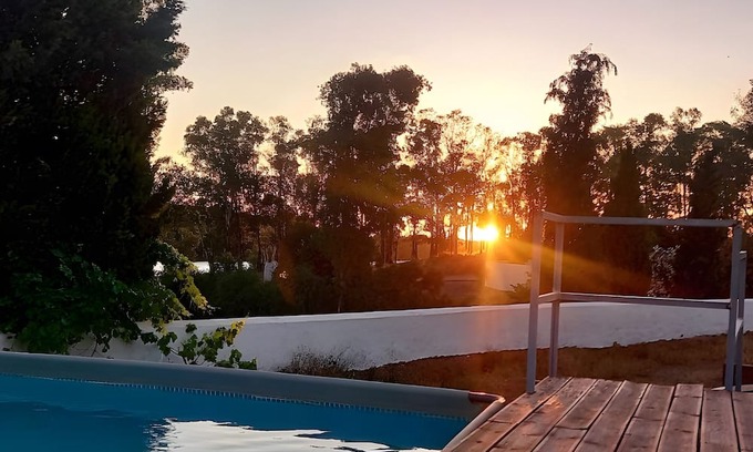 Corte do Pinto Apartamento | Room 'Lareira' with Shared Pool, Wi-Fi and Air Conditioning