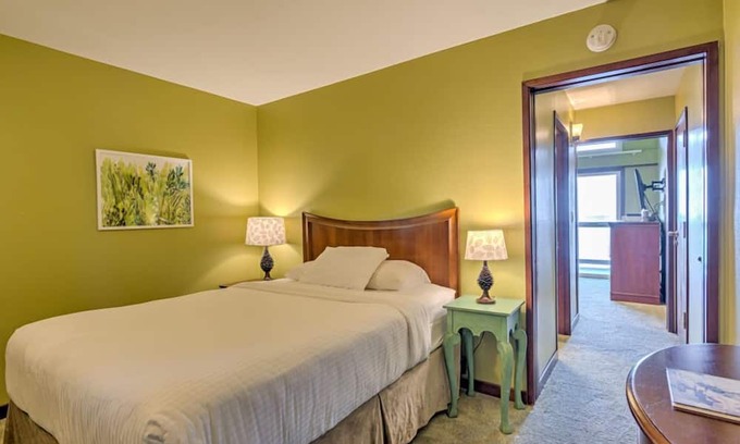 Otter Rock Apartamento | Cozy Suite w/Panoramic Ocean Views & Kitchenette