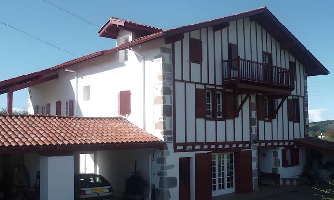 Ainhoa Apartamento | Apartment/House at the Etchechurikoborda Farm
