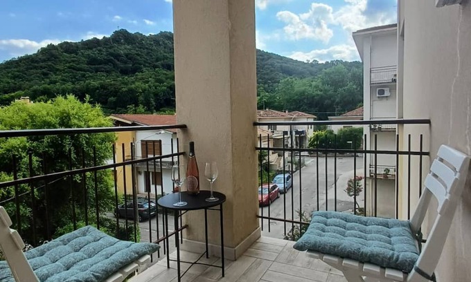 Vittorio Veneto Apartamento | Apartamento de cuatro habitaciones (Central Apt. Vittorio Veneto)