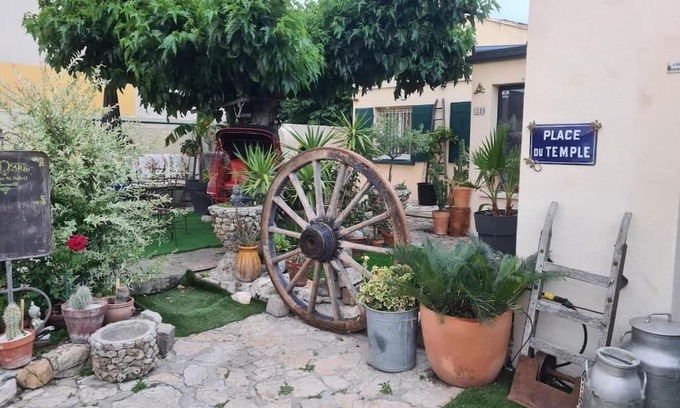 Avignon Casa | paradis colibri