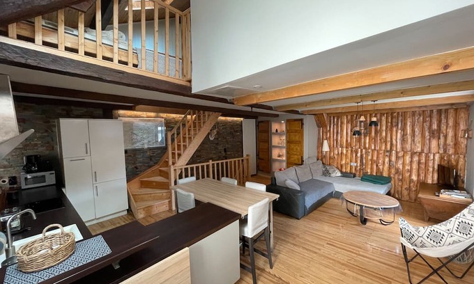 Orgeix Casa | Holiday Home 'Maison De Village' with Private Terrace
