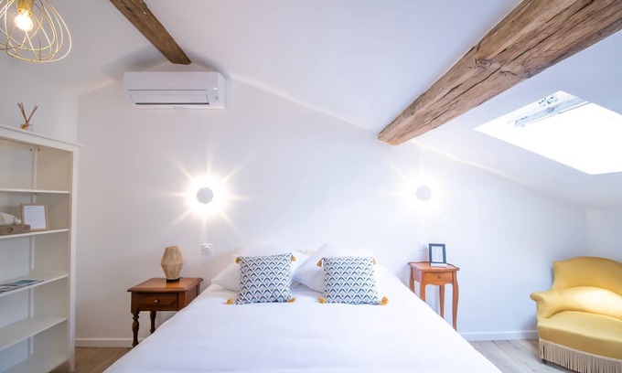 Bastelica Apartamento | Room 'Murella' with Wi-Fi and Air Conditioning