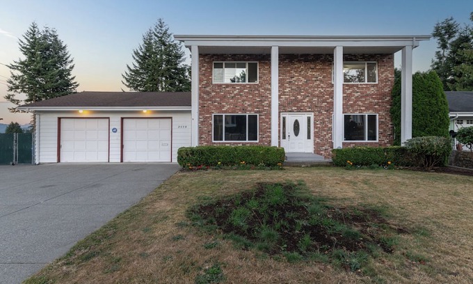 Clearbrook Casa | Rent-A-Vibe