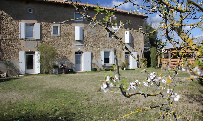 Chatuzange-le-Goubet Casa | Gîte la ferme de musan