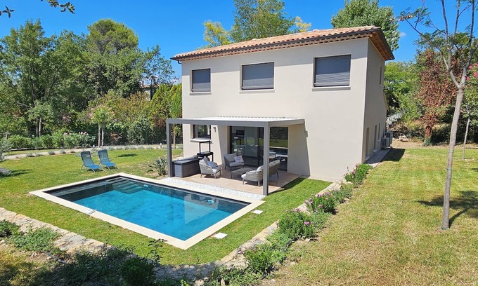 Les Baraques Villa | Quiet new villa with pool. 4 bedrooms sleeps 8
