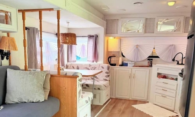 Long Branch Casa | The Glamper