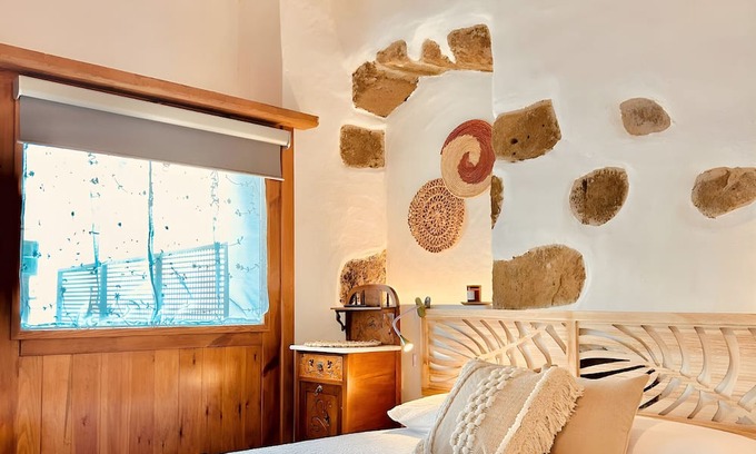 Tabayesco Apartamento | 'Tabayesco' Holidays with Mountain Views, Shared Pool and Wi-Fi