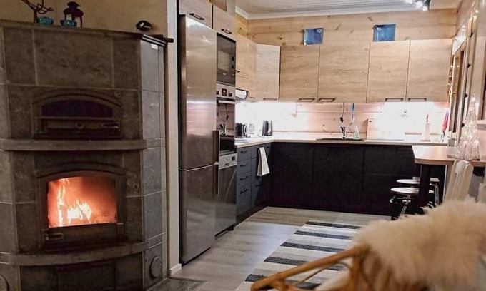 Hiukkajoki Casa | Red vacation home