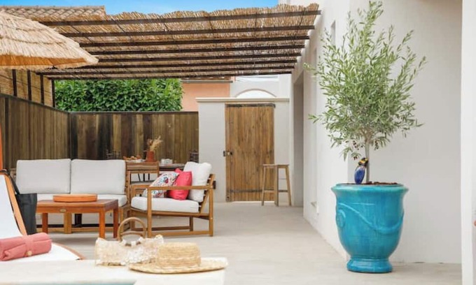 Ganshoren Apartamento | Bright apartment with private terrace right next to the Basilix