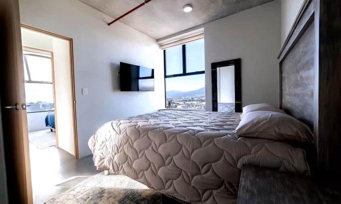 Barrio Escalante Apartamento | 2-bedroom apartment in amazing San José with fitness room, AC