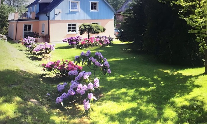 Bad Brambach Apartamento | Pension 'Schmidt' with Lake View, Private Terrace and Wi-Fi