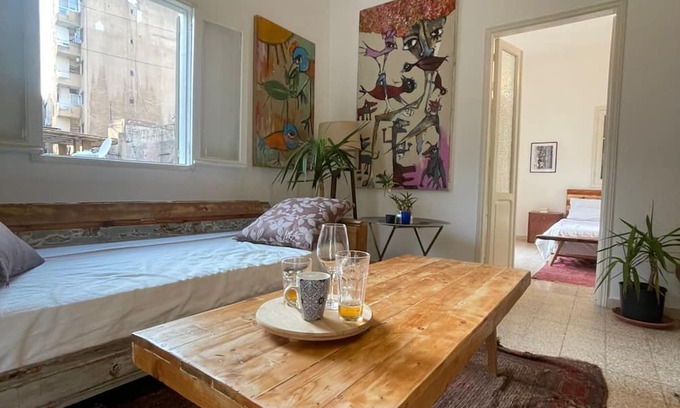 Hazmieh Apartamento | Retro Bohemian Escape in Historical Sioufi Neighborhood - Ashrafieh