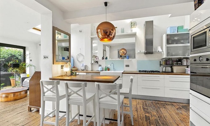 Richmond-upon-Thames Casa | Teddington Lock. Spacious Family Home