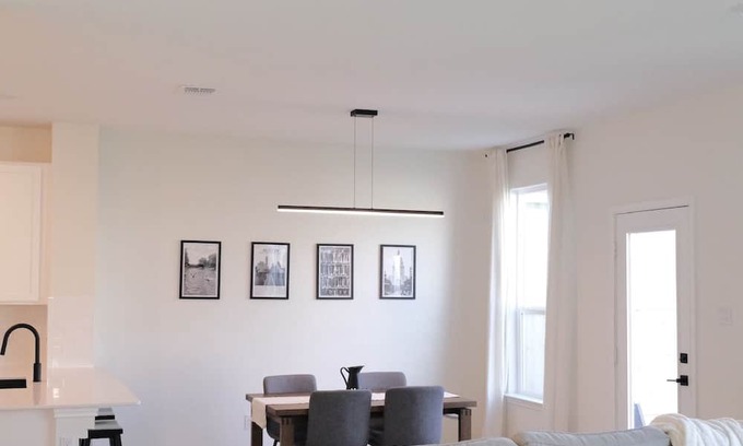 Manor Casa | Manor Vacation Rental w/ Yard: 15 Miles to Austin!