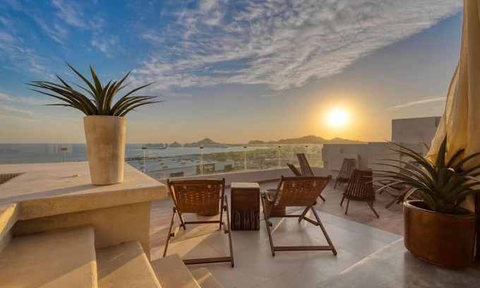 Los Cabos Condominio | 3BD PHouse Land's End Ocean View