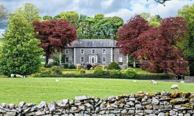 Kirkby Stephen Casa | Brownber Hall - country house with sweeping views of the Howgill Fells