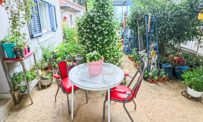Mrcevac Apartamento | Tivat Family Garden Apartments - Near Airport & Beach, Quiet Stay