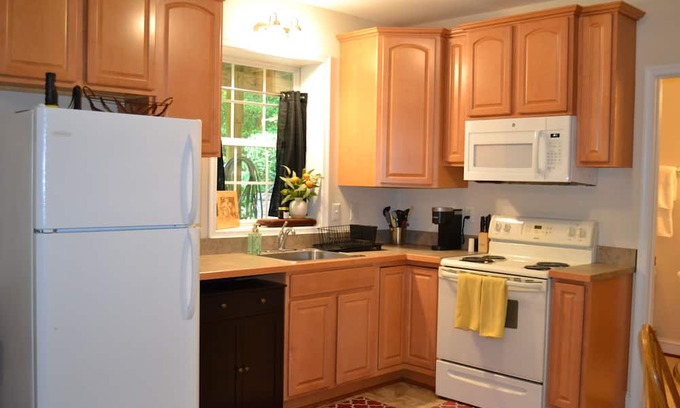 Morganza Apartamento | Walkout basement in Southern Maryland near PAX