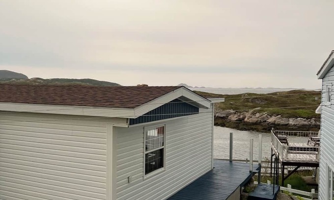 Burgeo Casa | Comfort and a View