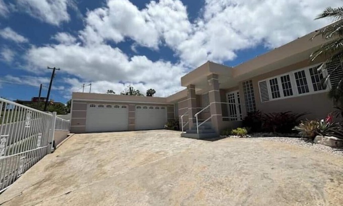Leguisamo Casa | Countryside Paradise W/Scenic Views, Mayagüez, PR