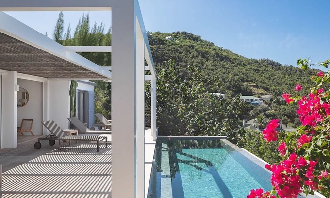 Pointe Milou Villa | Oceanview Luxury Villa With Infinity Pool