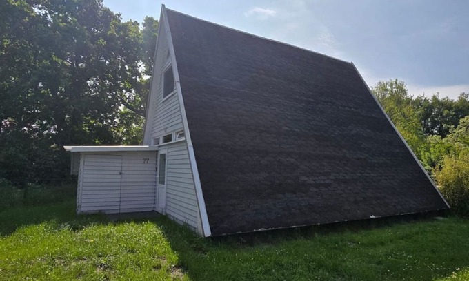 Markgrafenheide Casa | Finnish hut "MH77" - renovated Finnish hut directly on the dune, approx. 80 m to the