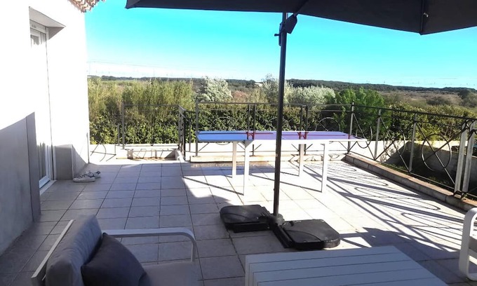 Vic-la-Gardiole Apartamento | Cosy apartment with spacious terrace