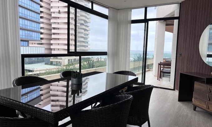 SOUR JDID Apartamento | Sea-View luxury central living apartment with AC, WiFi in marvelous Casablanca