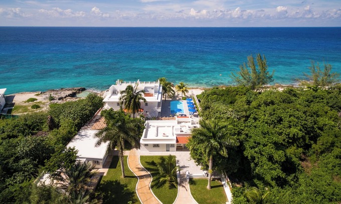 Zona Hotelera Norte Villa | VILLA FUENTE, 2-bdrm Garden/Oceanfront View Villa at Villas Santa Pilar Cozumel