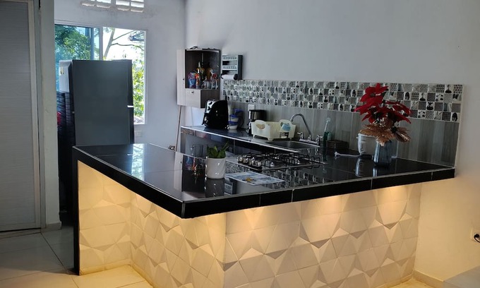 Puerto Triunfo Cabaña | Spacious 2-bedroom cottage in tranquil Doradal Antioquia with AC, WiFi