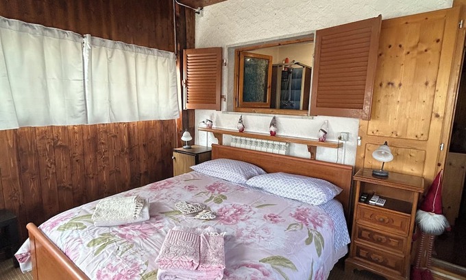 Calice al Cornoviglio Cabina | Antica Bauta Madè 5 terre Alta Via dei Monti Liguri and Golfo dei Poeti