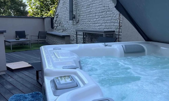 Vilvoorde Casa | Homerez - Cosy house in Vilvoorde with jacuzzi and spa