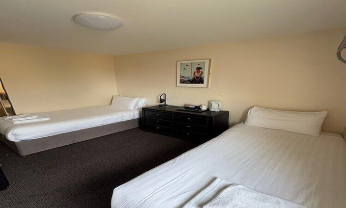 Quedgeley Apartamento | GO2 Gloucester Hotel by OYO | Standard Double