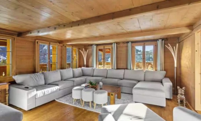 Zig Zag Ward Chalet De Esquí | Lux Heidi Chalet with Panoramic Views near Gstaad