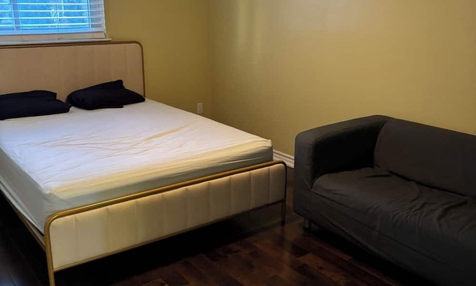 Woodbine Gardens Apartamento | Full Private apartment for rent daily/weekly/Monthly