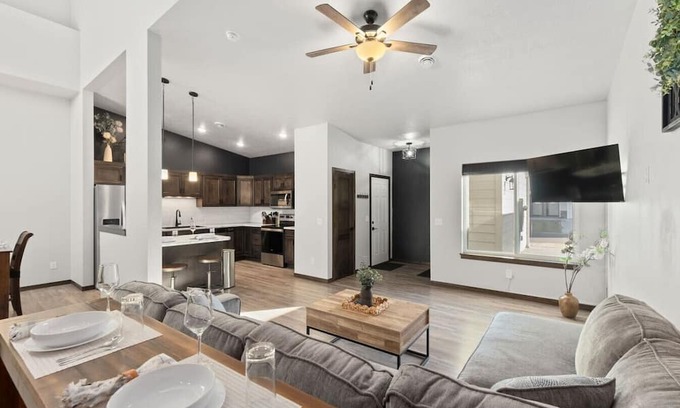 Sioux Falls Apartamento | Bright & Spacious 3BR | SE SF