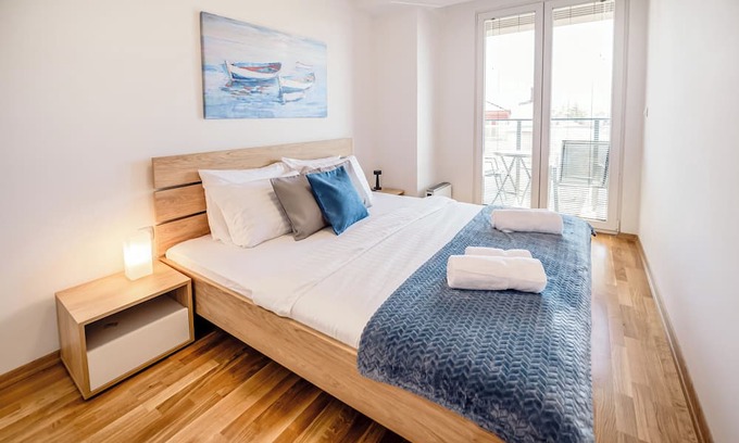 Ohrid Apartamento | Private Apartment Near Lake & Old Town Fast WiFi