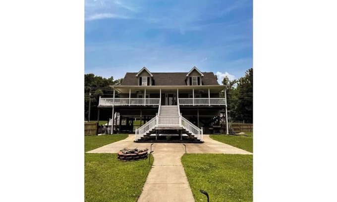 Winnsboro Casa | DuckedAway....Dreamy Lakefront Escape on Dutchman Creek!
