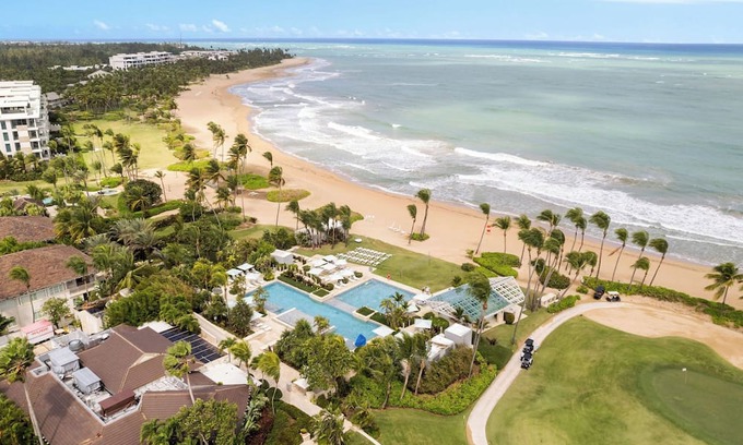 Herreras Apartamento | El Yunque Penthouse - Spacious 4 Bedroom Villa in the Best Resort in Puerto Rico