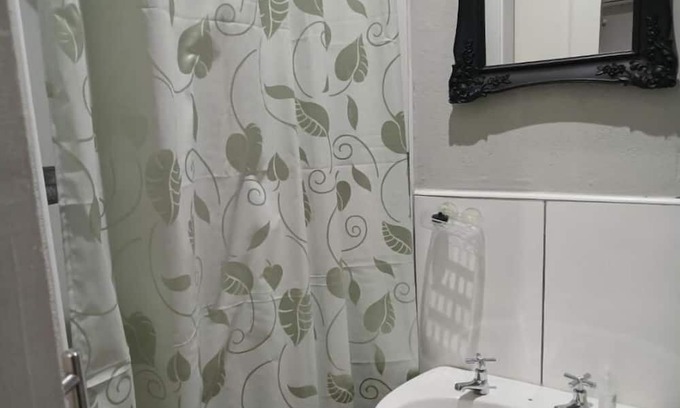 Fichardt Park Apartamento | Orchard Guesthouse Twin Room with Garden View