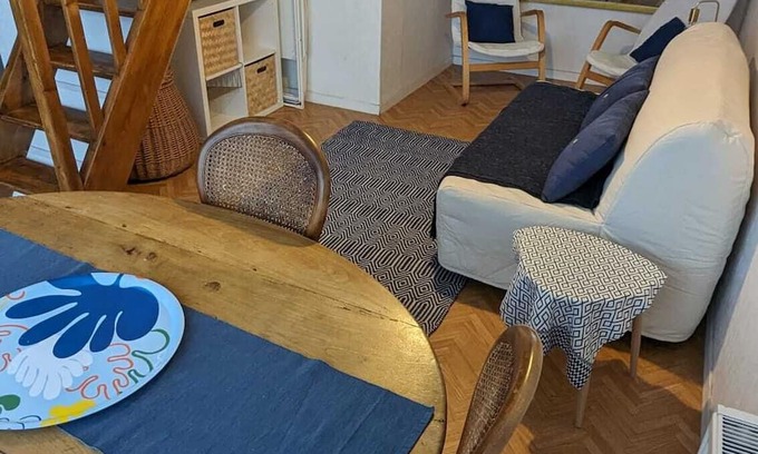 Luc-sur-Mer Apartamento | 2 minutes walk from the beach, F2 in mezannine
