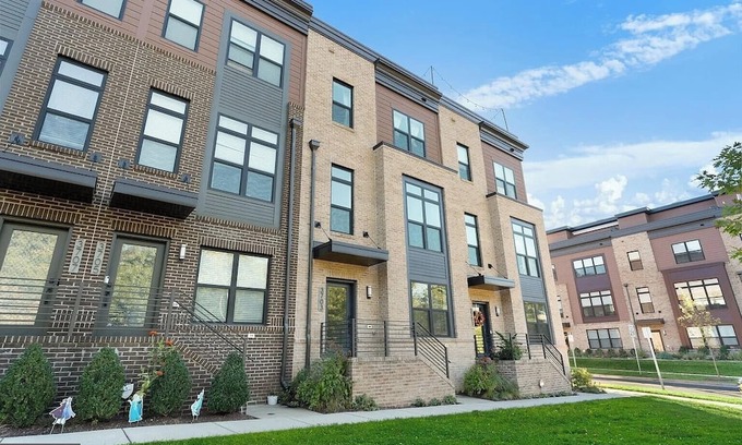 Rockville Casa | Stylish Home w/ Space to Relax and Work