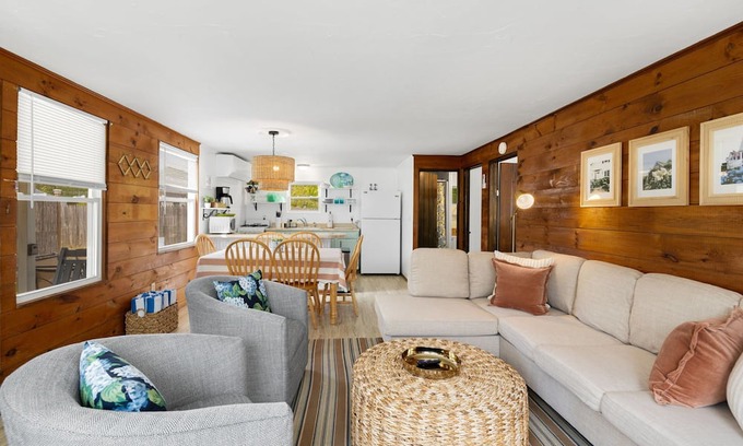 Dennis Port Cabaña | Glendon Gardens Retreat in Dennis Port