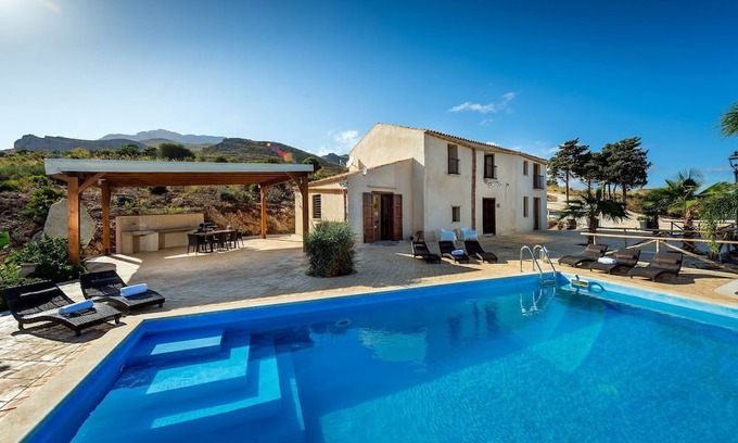 Scopello Villa | Villa en Castellammare Del Golfo con 5 habitaciones, capacidad 12