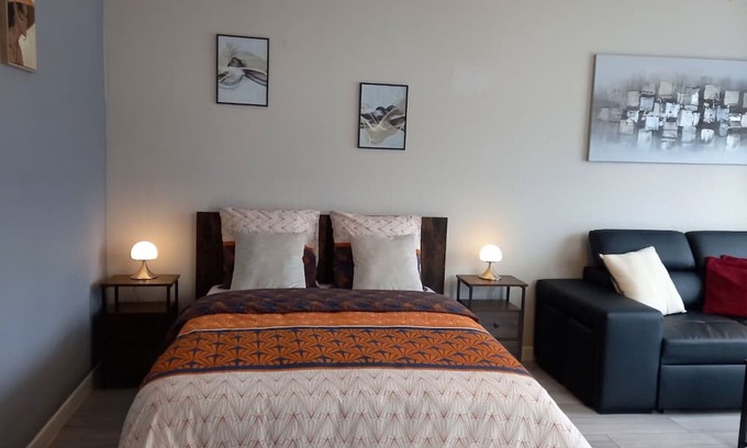Bourbonne-les-Bains Apartamento | Charm and comfort in the heart of nature in Bourbonne-les-Bains