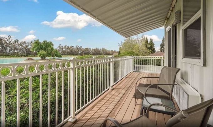 Galt Casa | Escape to our Lakeside Loft